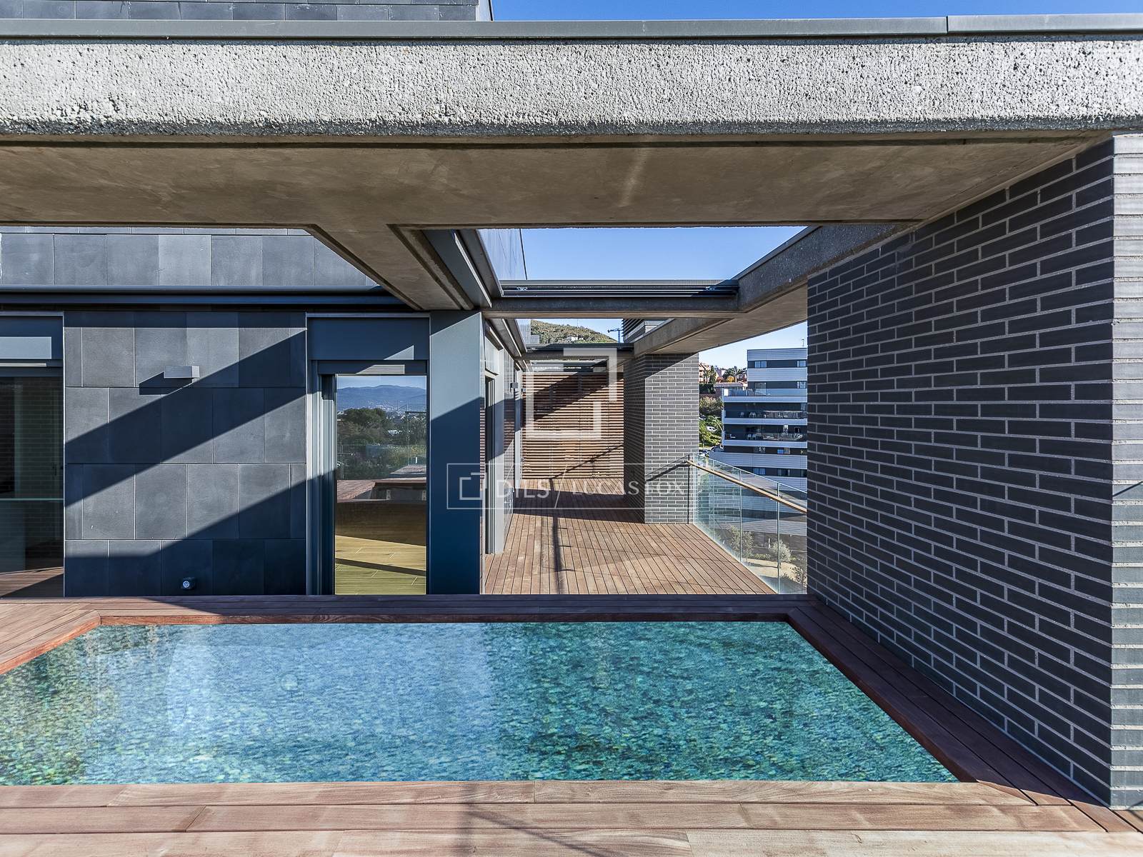 Penthauss Esplugues de Llobregat, Barcelona, Spānijā 4 istabas, 162 m2 Nr. 150825