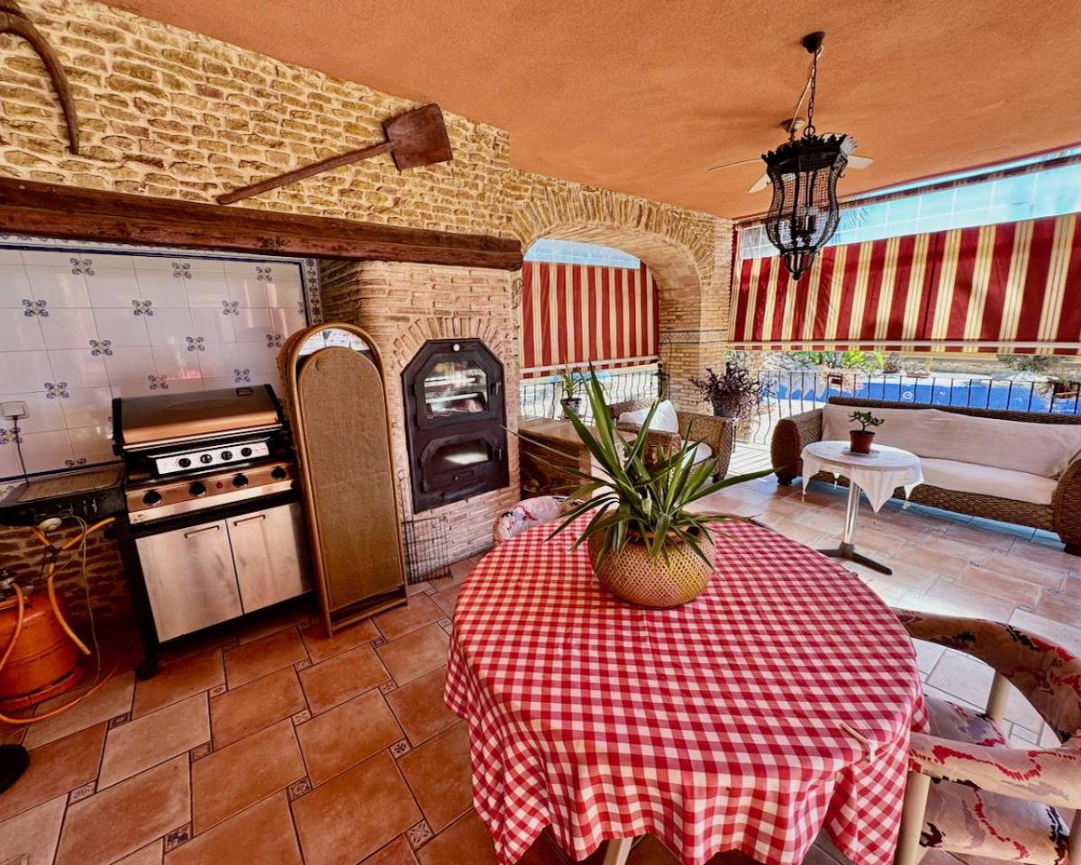 Finca in Los Montesinos, Alicante, Spain 4 bedrooms, 450 sq.m. No. 113004