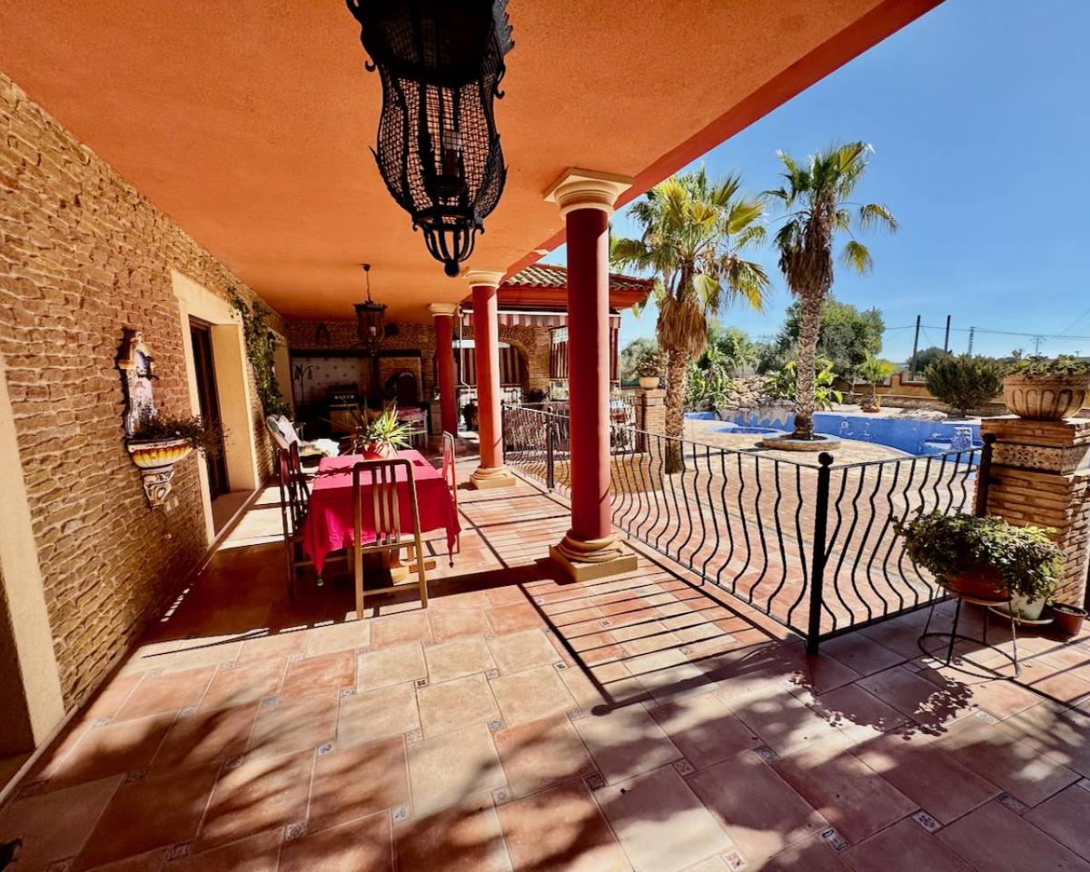 Finca in Los Montesinos, Alicante, Spain 4 bedrooms, 450 sq.m. No. 113004