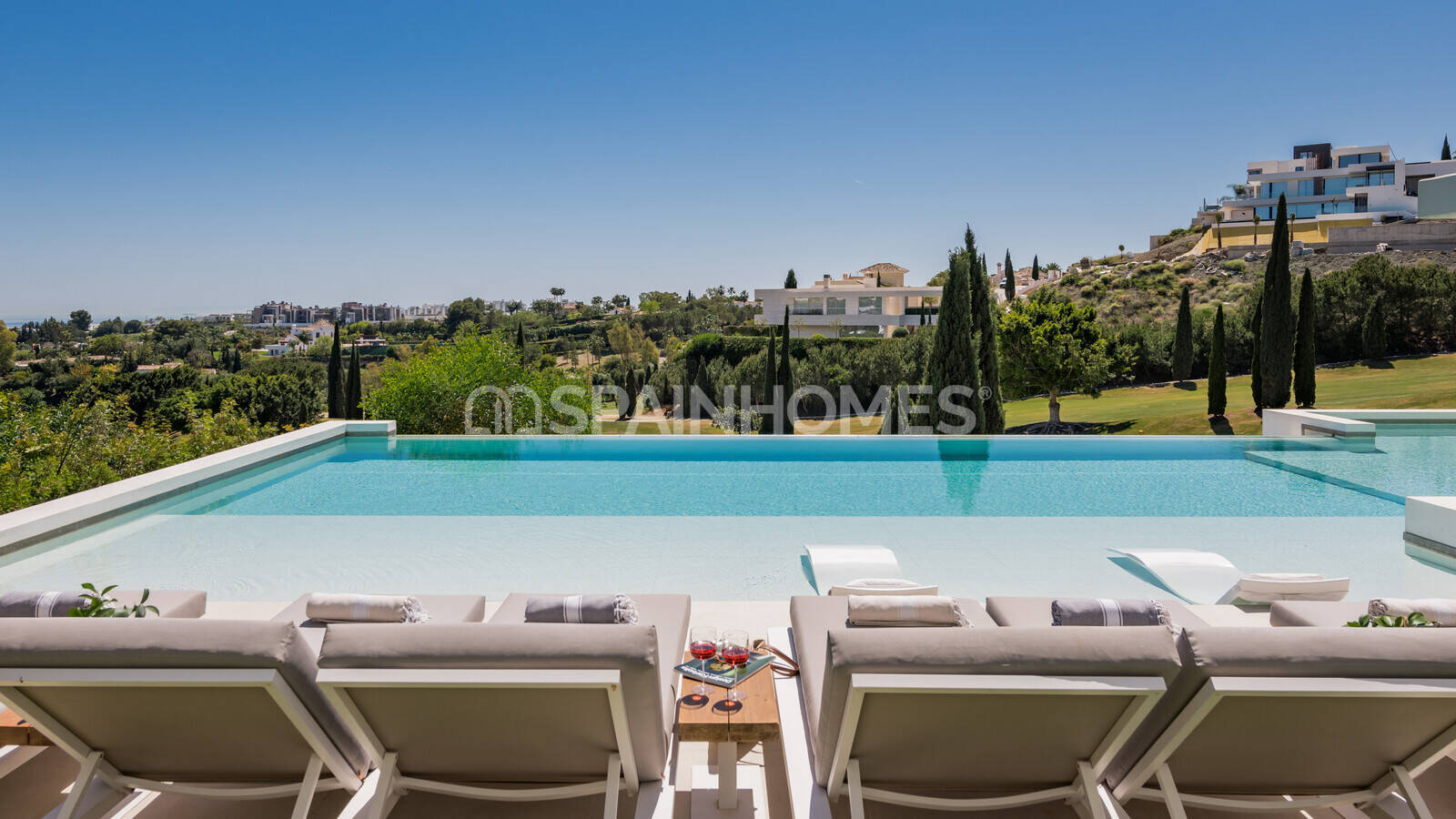 Villa in Benahavis, Malaga, Spanien 5 Schlafzimmer, 595 m2 Nr. 155339