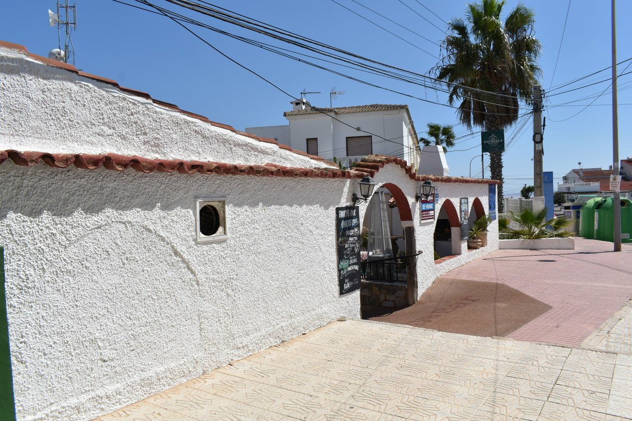 Propiedad comercial en Ciudad Quesada, Alicante, España 240 m2 No. 147389
