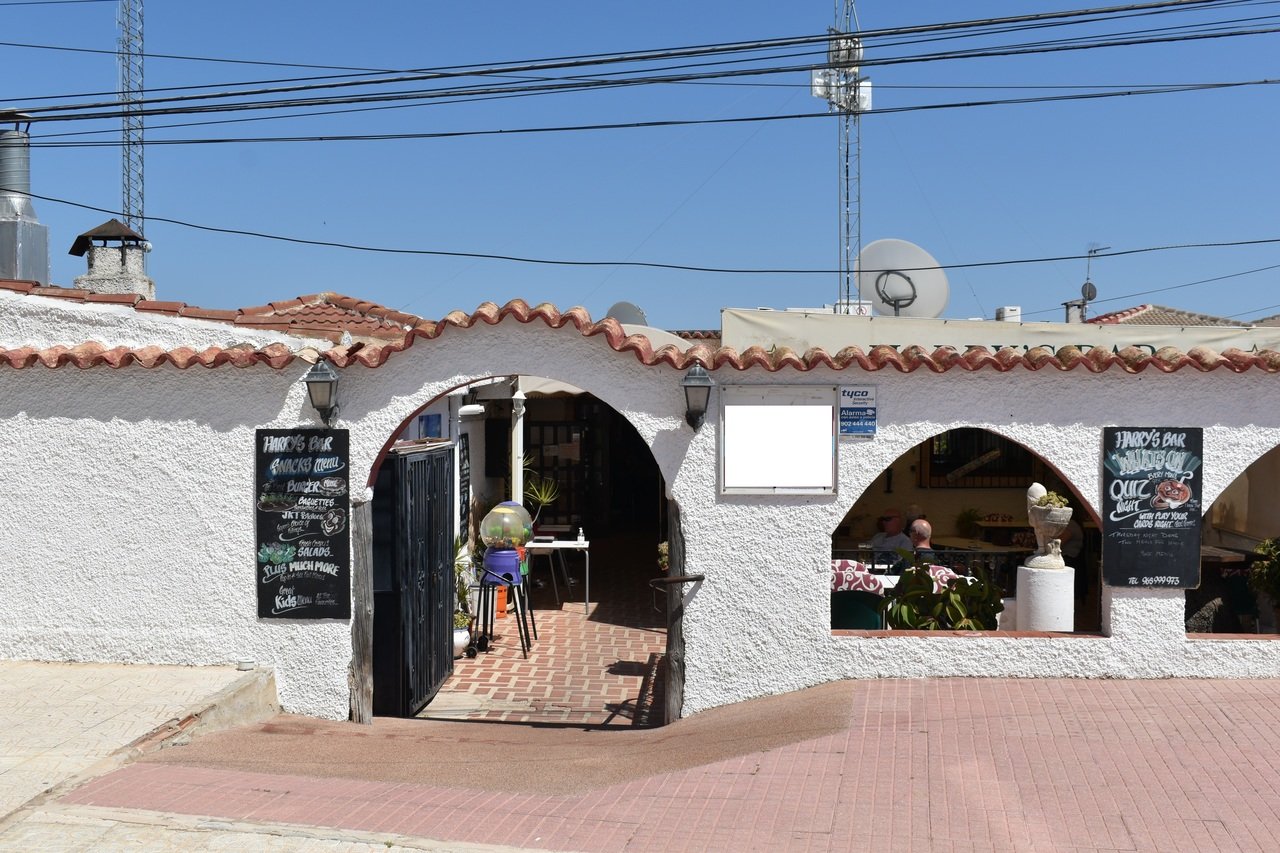 Propiedad comercial en Ciudad Quesada, Alicante, España 240 m2 No. 147389