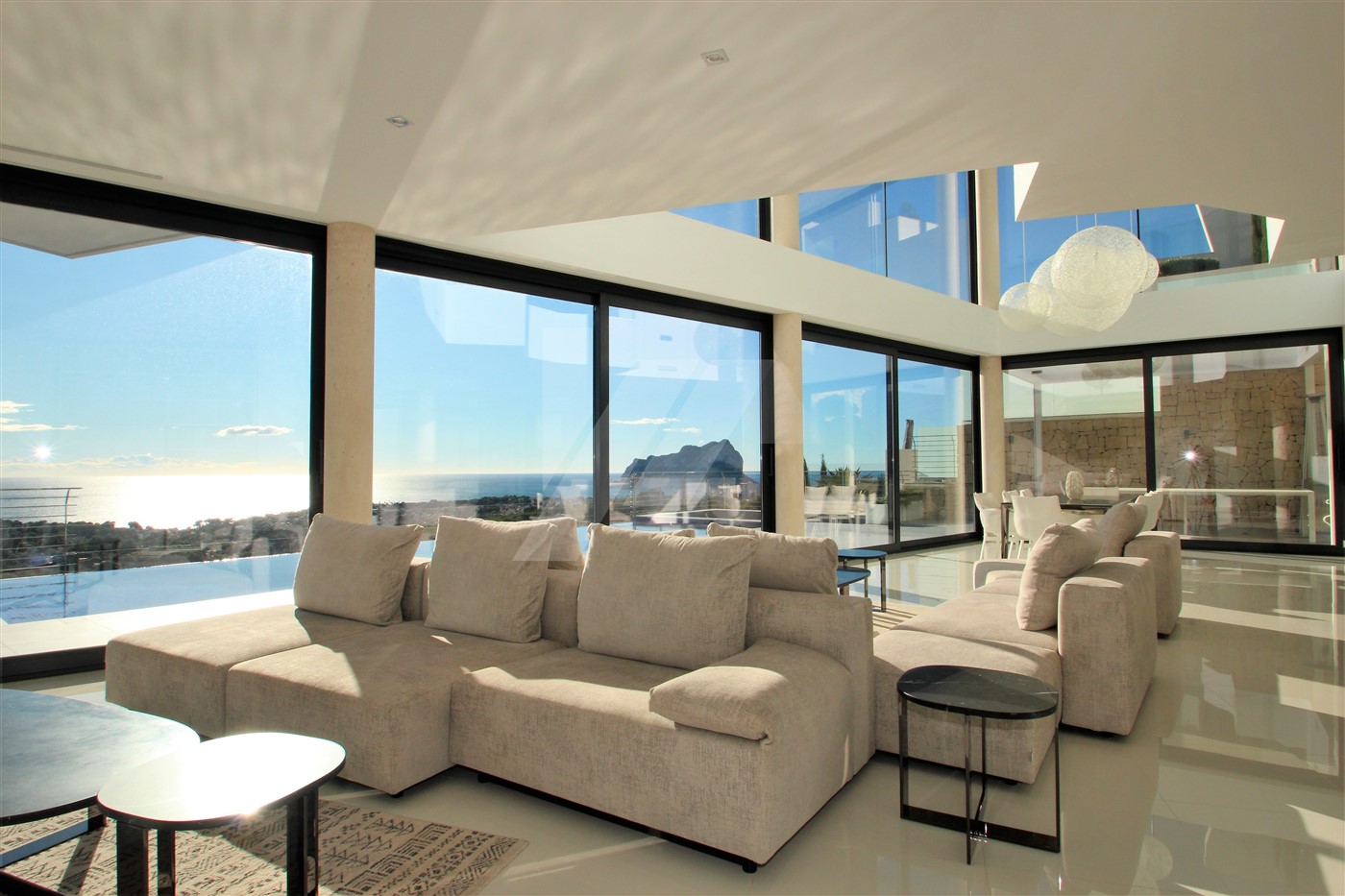 Villa a Benissa, Alicante, Spagna 4 camere da letto, 542 mq. N° 64570
