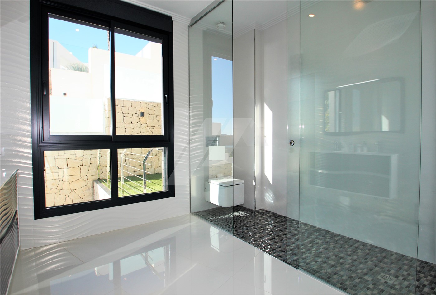 Villa a Benissa, Alicante, Spagna 4 camere da letto, 542 mq. N° 64570