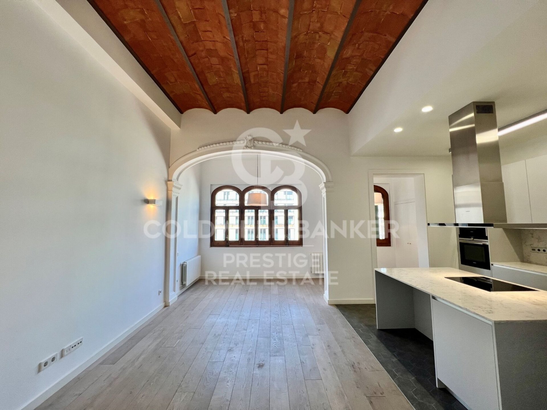 Apartamento en Barcelona, España 2 dormitorios, 112 m2 No. 160231