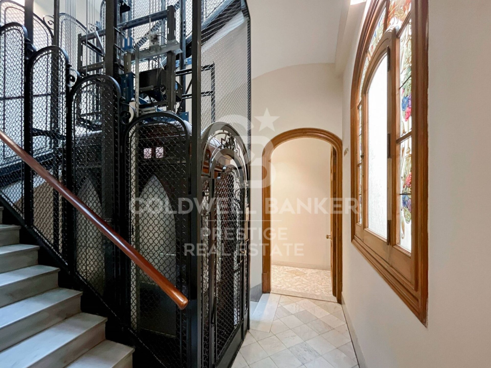 Apartamento en Barcelona, España 2 dormitorios, 112 m2 No. 160231