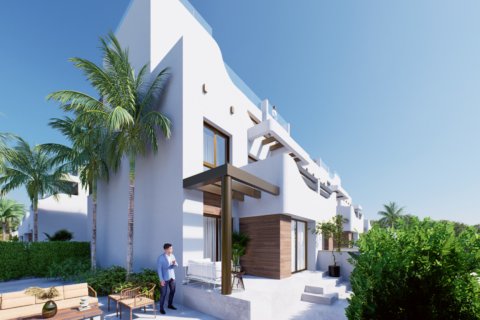 Bungalow in MARQUESADO DE MOLINS, Torre de la Horadada, Alicante, Spain 2 bedrooms, 86.95 sq.m. No. 168535