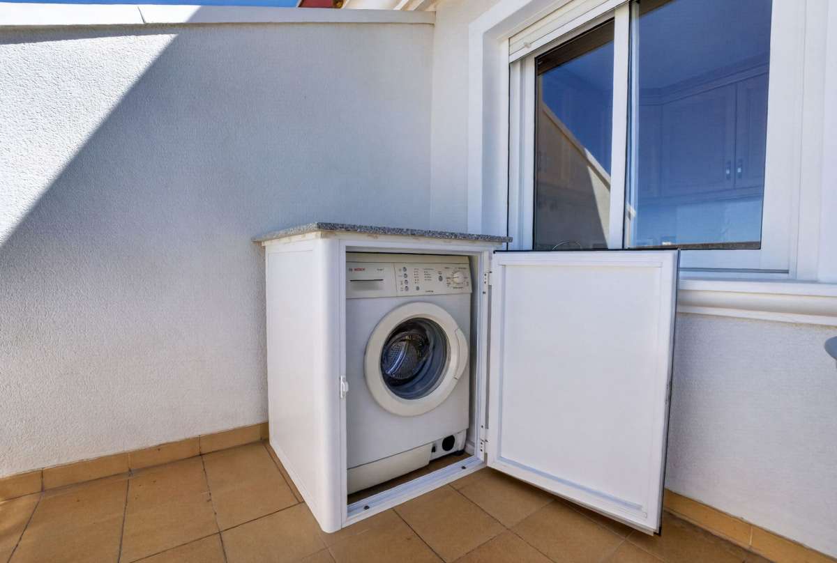 Appartamento a Torrevieja, Alicante, Spagna 3 camere da letto, 92 mq. N° 189474