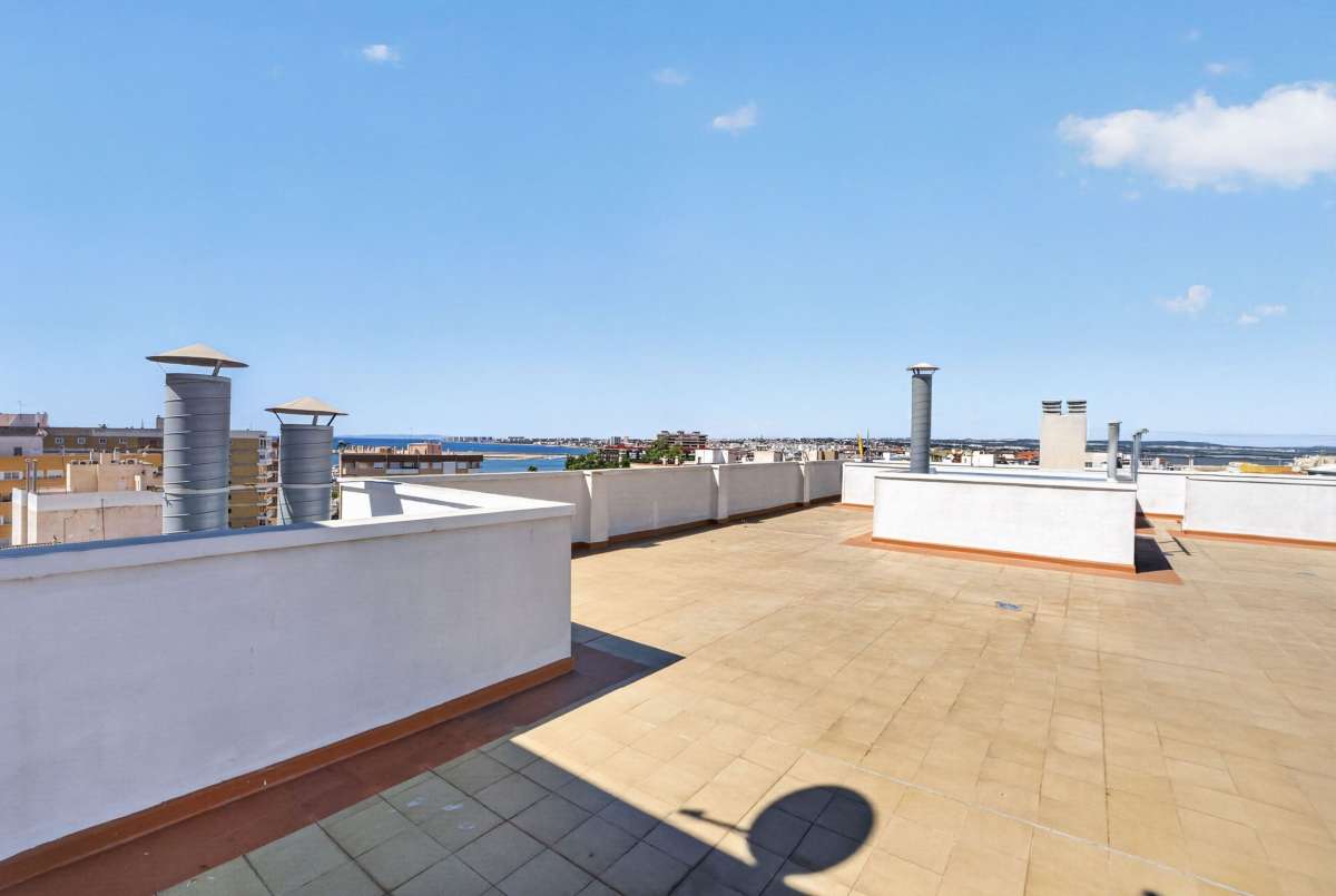 Appartamento a Torrevieja, Alicante, Spagna 3 camere da letto, 92 mq. N° 189474