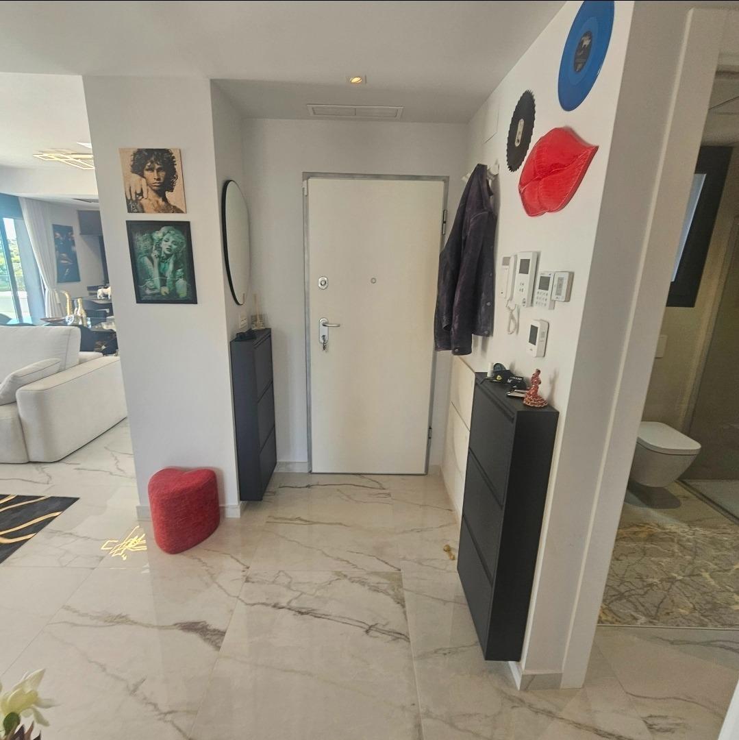 Apartment à La Florida, Alicante, Espagne 4 chambres, 270 m2 No. 189477