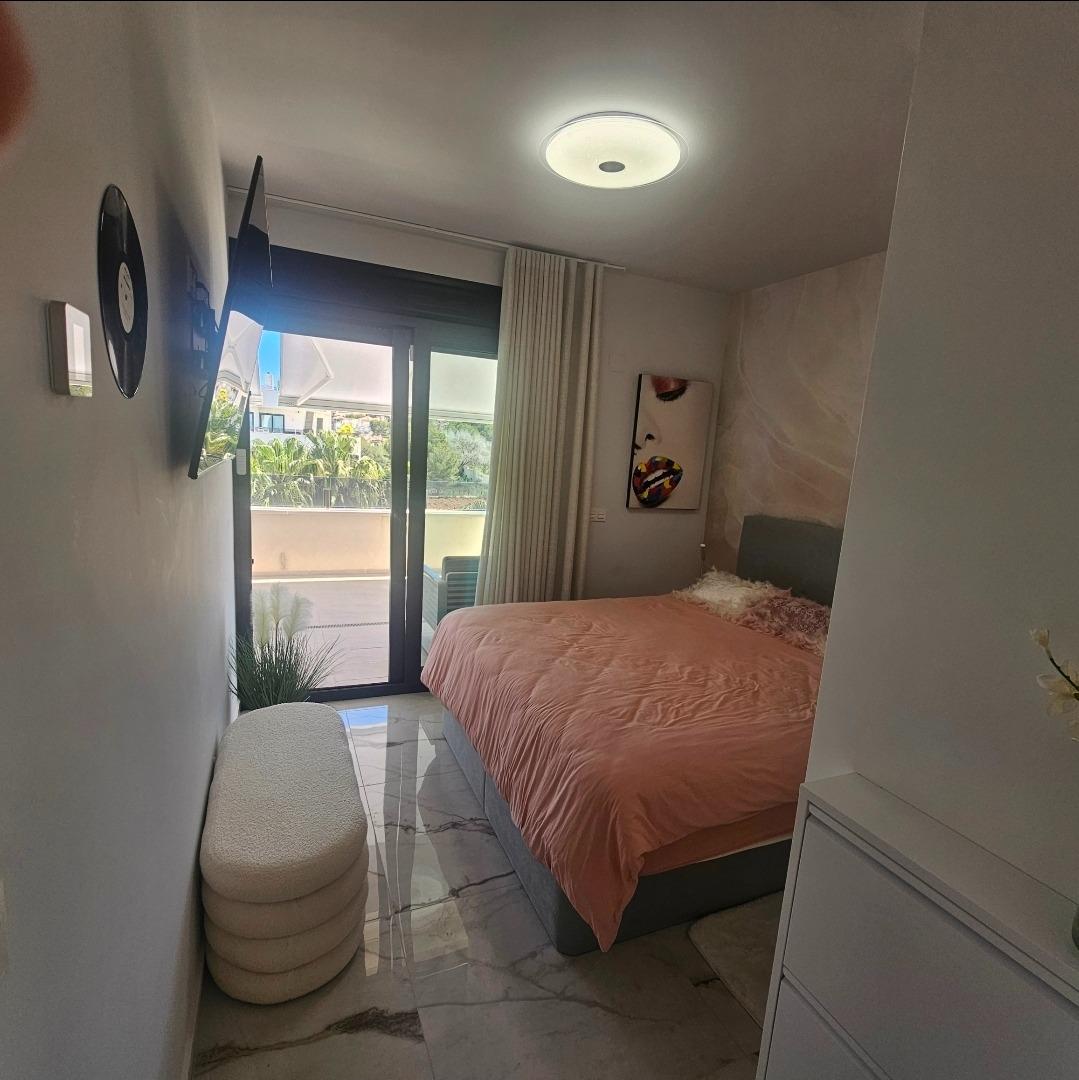 Apartment à La Florida, Alicante, Espagne 4 chambres, 270 m2 No. 189477