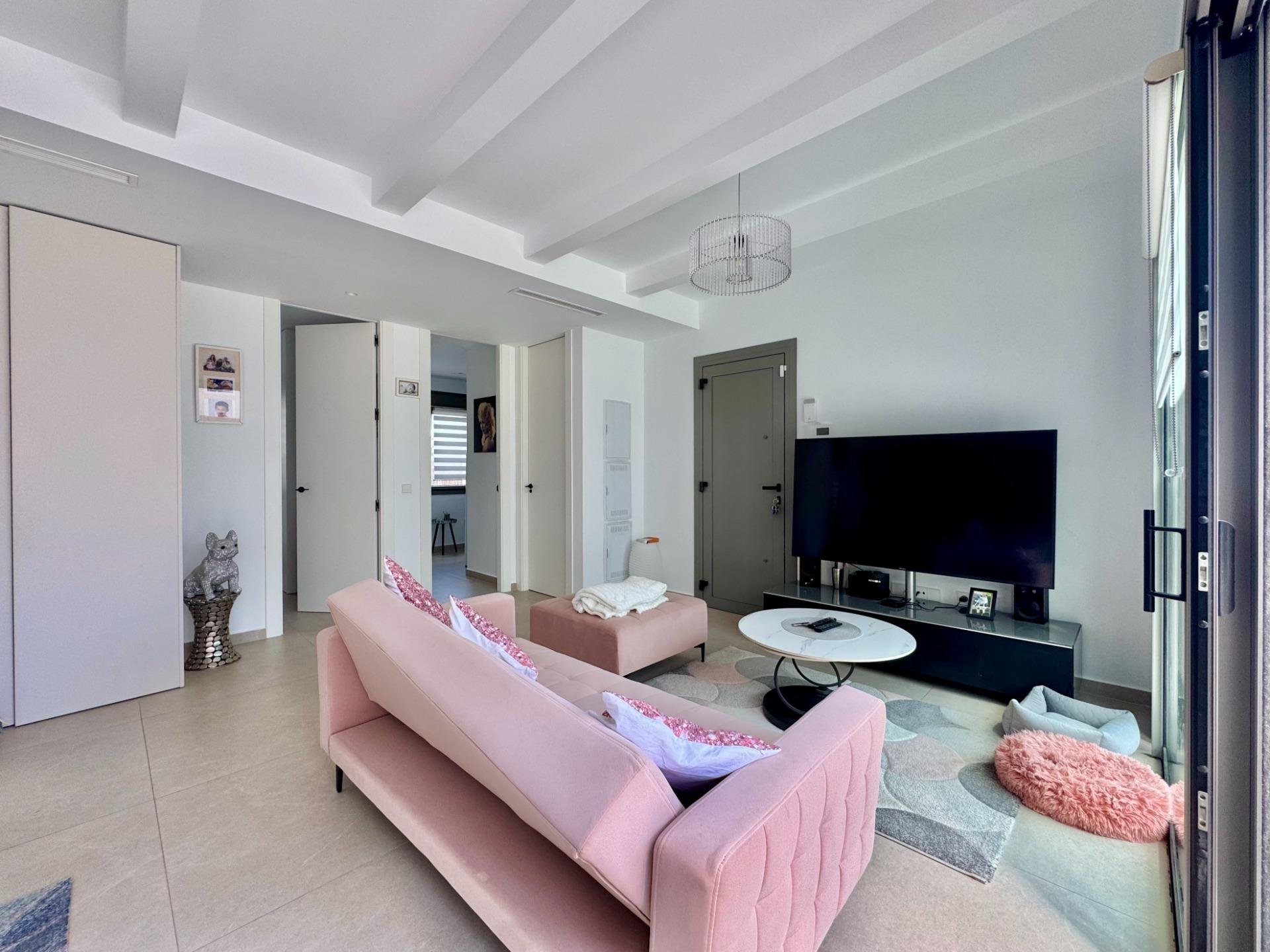 Villa en San Miguel de Salinas, Alicante, España 3 dormitorios, 90 m2 No. 189476