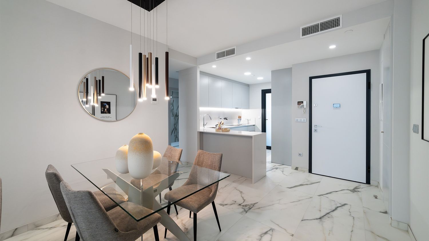 Apartment in Benidorm, Alicante, Spain 2 bedrooms, 87 sq.m. No. 180050