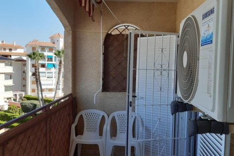 Appartamento a La Siesta, Alicante, Spagna 1 camera da letto, 50 mq. N° 179325