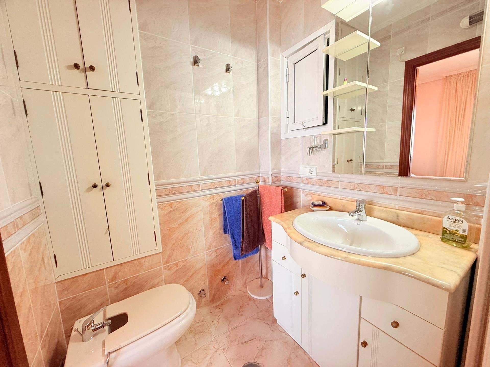 Квартира в Бенидорм, Аликанте, Испания 3 спальни, 105м2 №148391