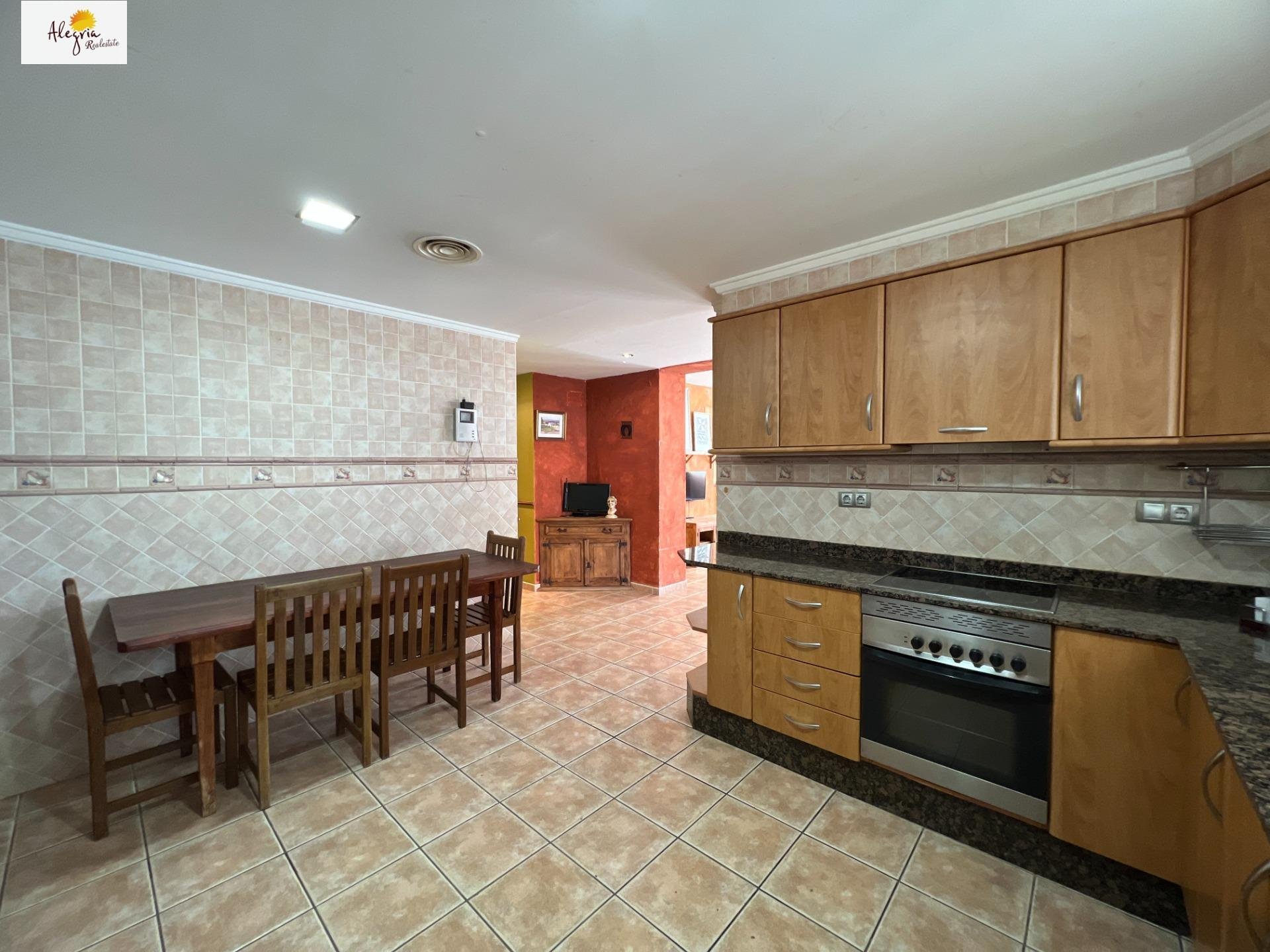 Dzīvoklis Godelleta, Valencia, Spānijā 170 m2 Nr. 168726