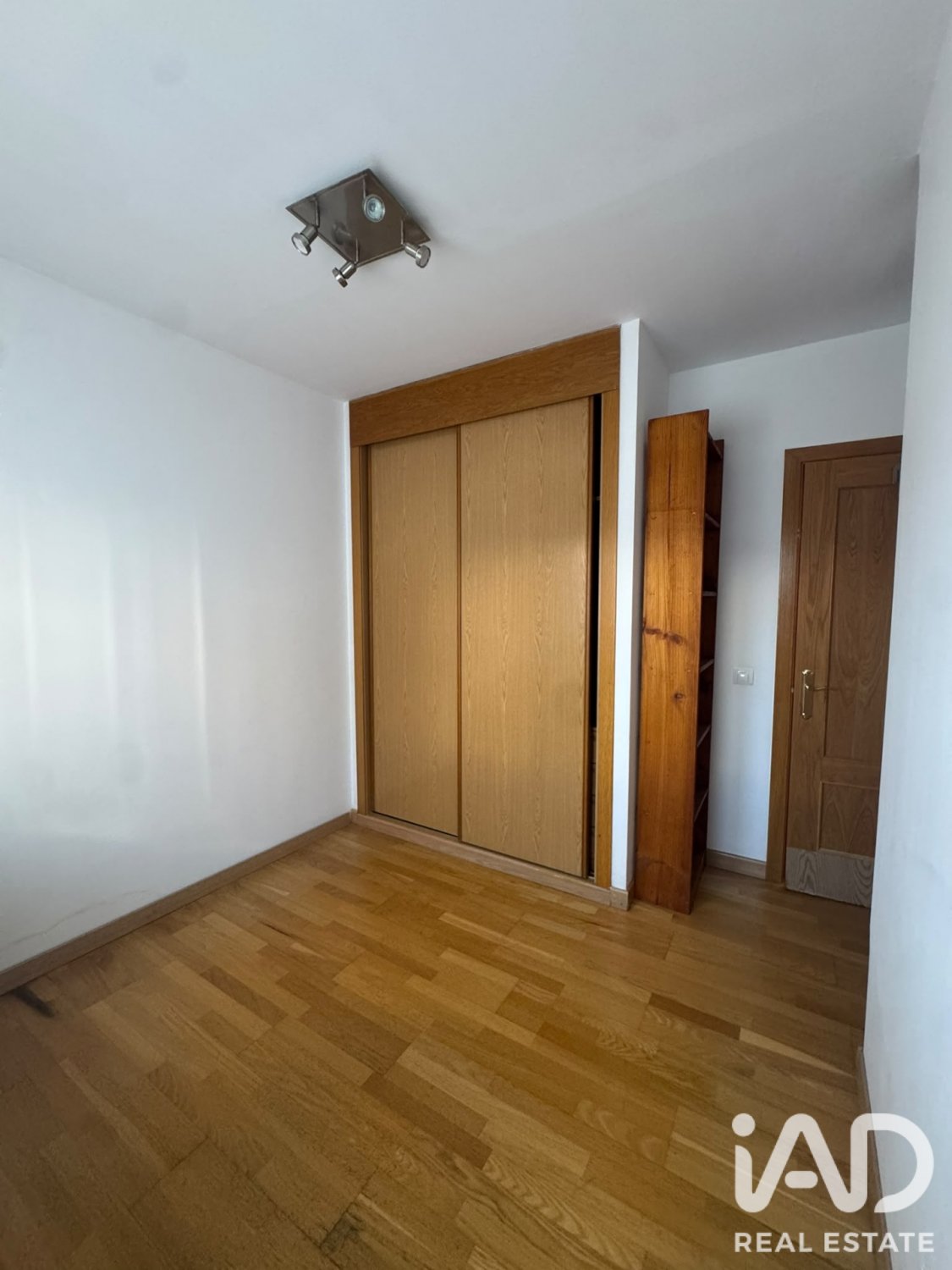 Apartamento en Galapagar, Madrid, España 2 dormitorios, 66 m2 No. 196506