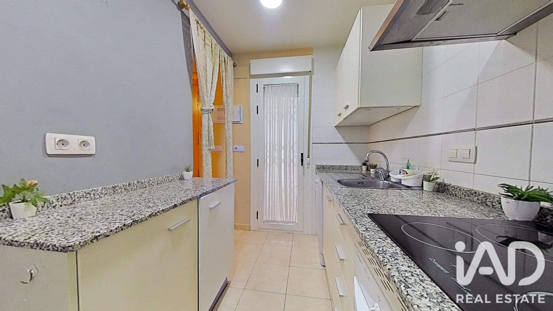 Dom w Oropesa del Mar, Castellon, Hiszpania 2 sypialnie, 85 mkw. nr 196510