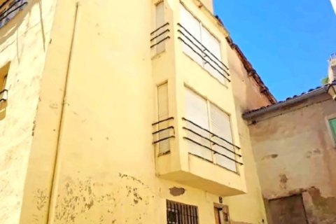 Apartment à Berga, Barcelona, Espagne 2 chambres, 95 m2 No. 191404