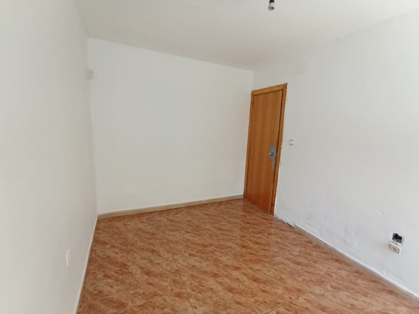 Dzīvoklis Sant Andreu de la Barca, Barcelona, Spānijā 3 istabas, 53 m2 Nr. 191405