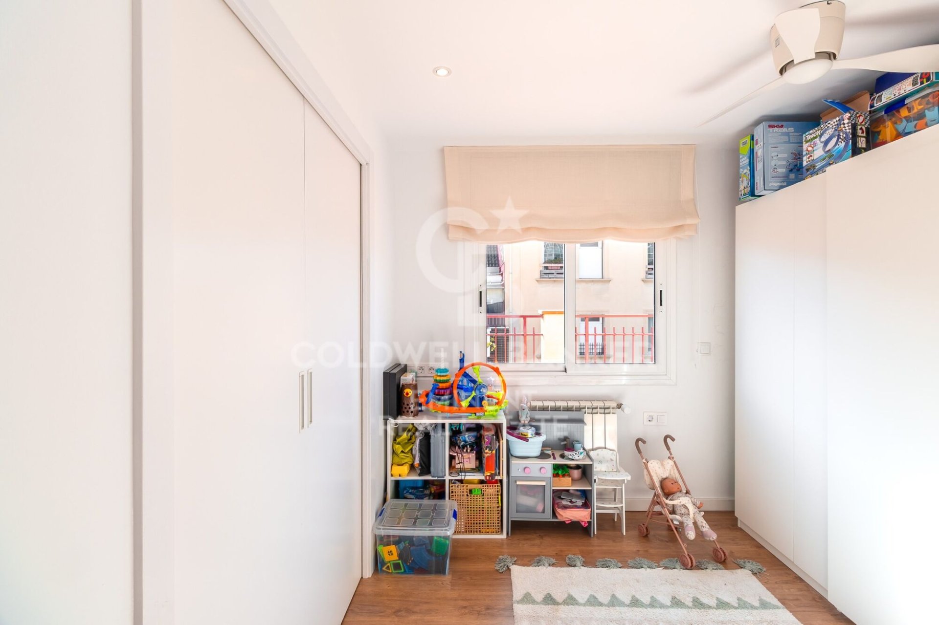 Penthouse w Barcelona, Hiszpania 3 sypialnie, 102 mkw. nr 156669