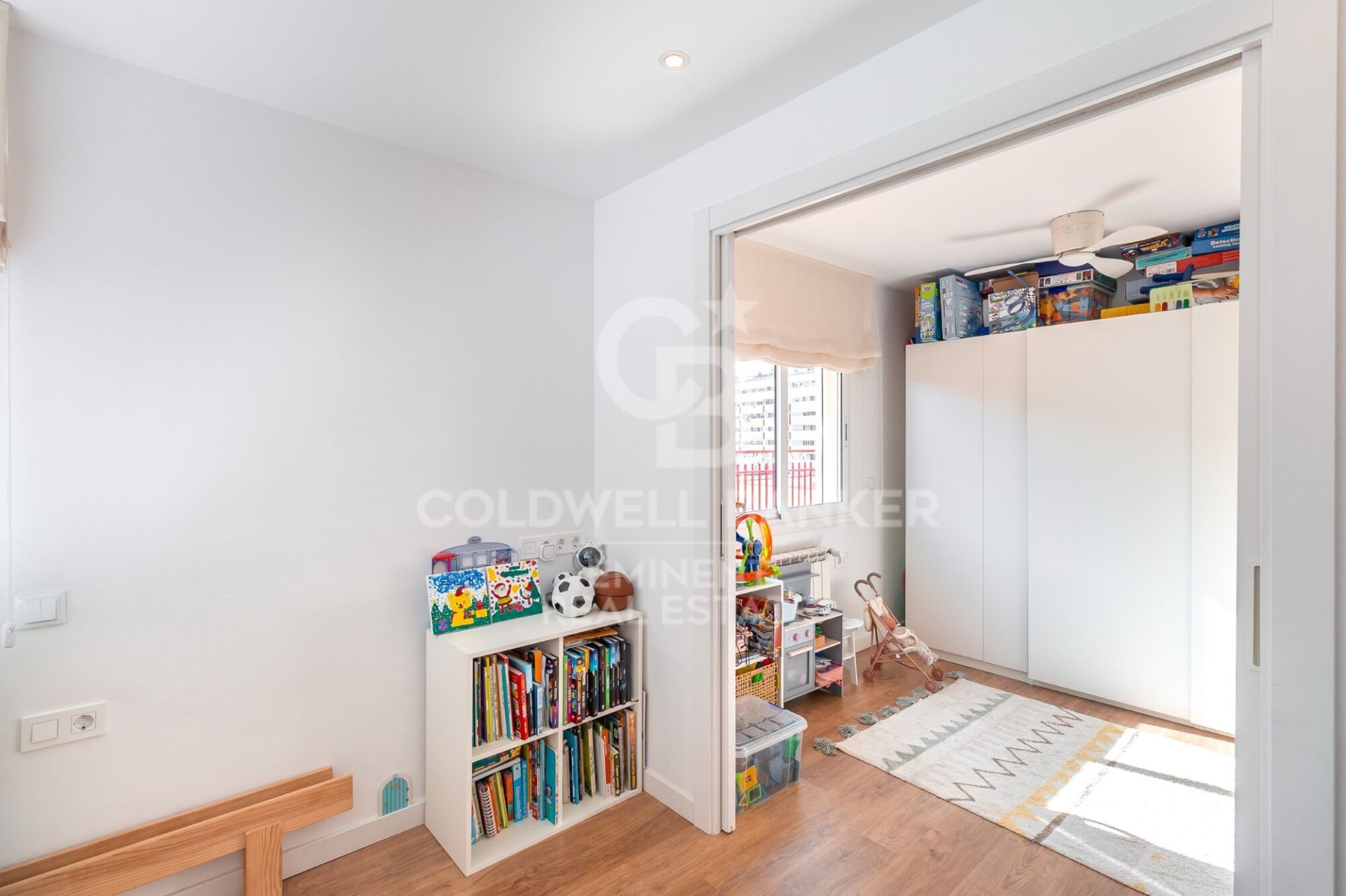 Penthouse w Barcelona, Hiszpania 3 sypialnie, 102 mkw. nr 156669