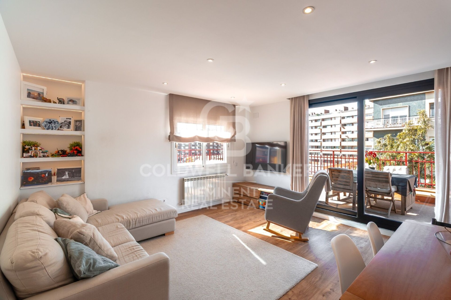 Penthouse w Barcelona, Hiszpania 3 sypialnie, 102 mkw. nr 156669