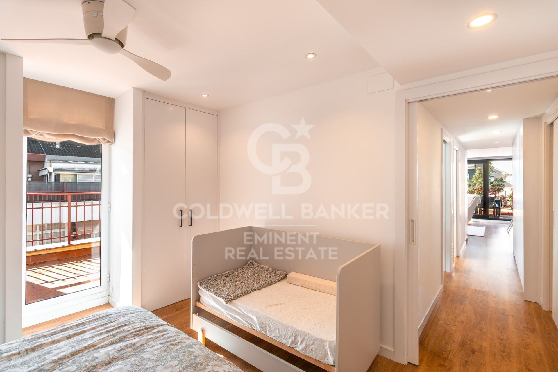 Penthouse w Barcelona, Hiszpania 3 sypialnie, 102 mkw. nr 156669