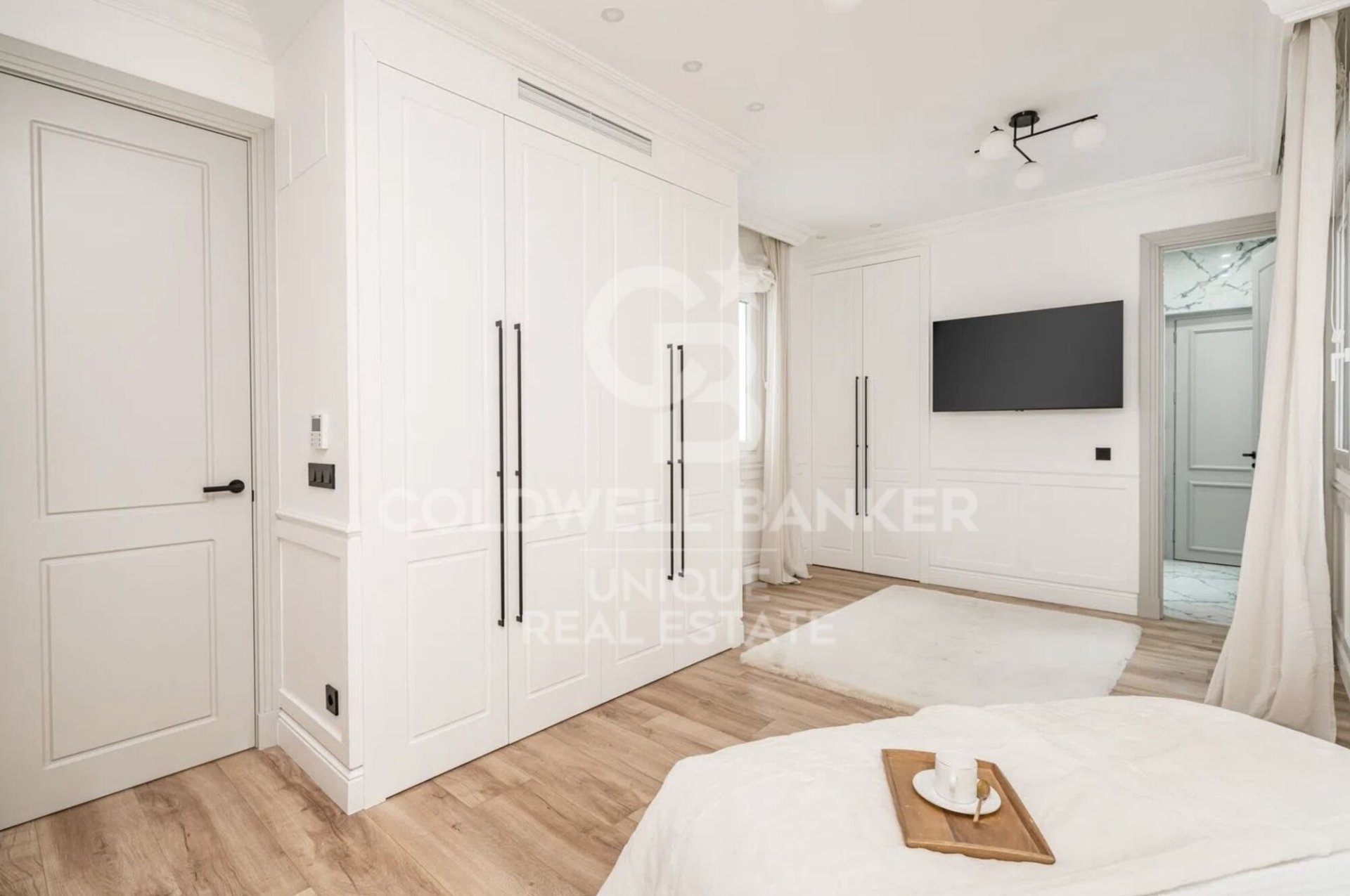 Apartamento en Madrid, España 3 dormitorios, 179 m2 No. 156673