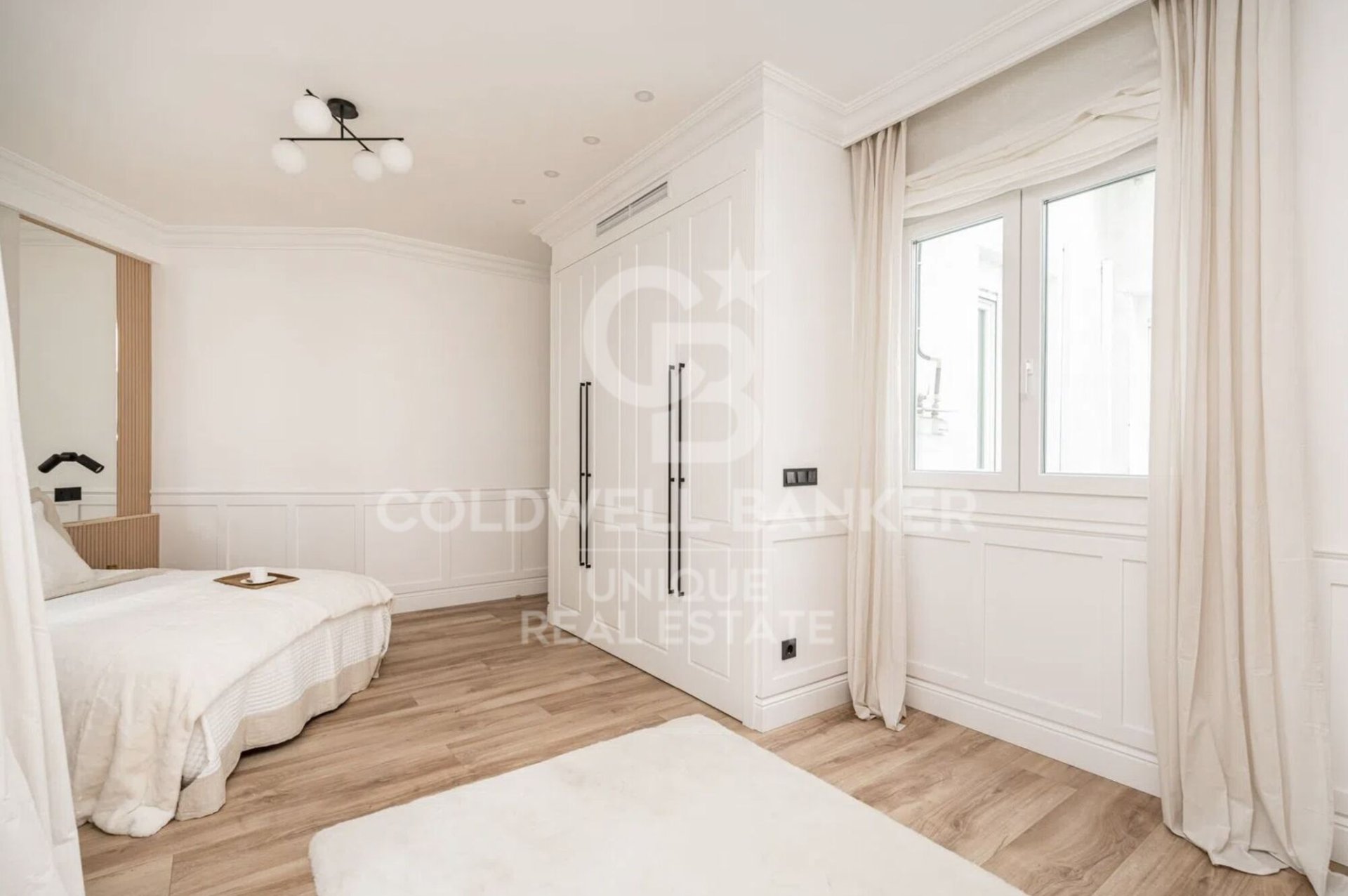 Apartamento en Madrid, España 3 dormitorios, 179 m2 No. 156673