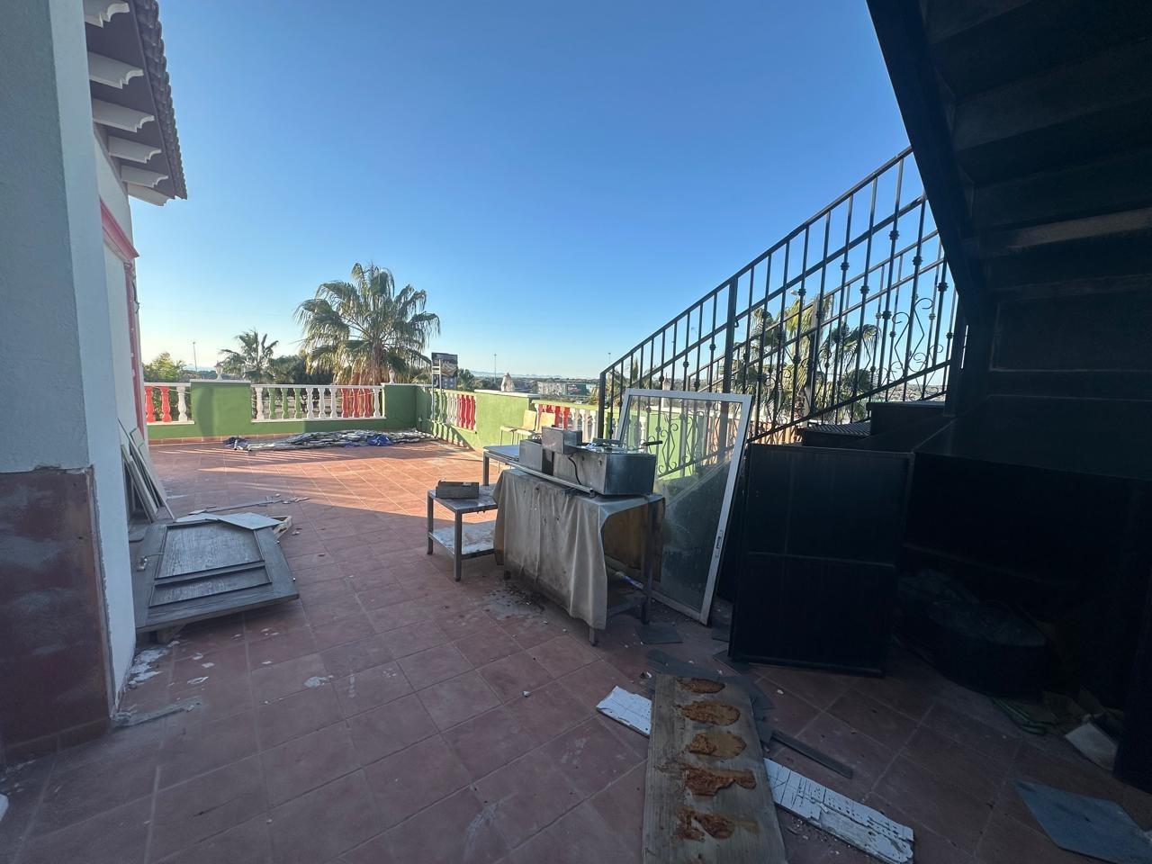 Liikekiinteistö La Zenia, Alicante, Espanja 400 m2 No. 151046