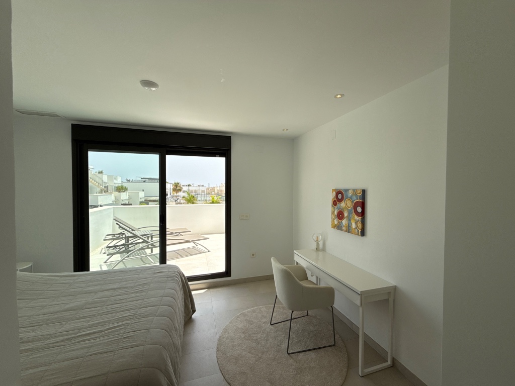 Apartment in Pilar de la Horadada, Alicante, Spain 3 bedrooms,  No. 145403
