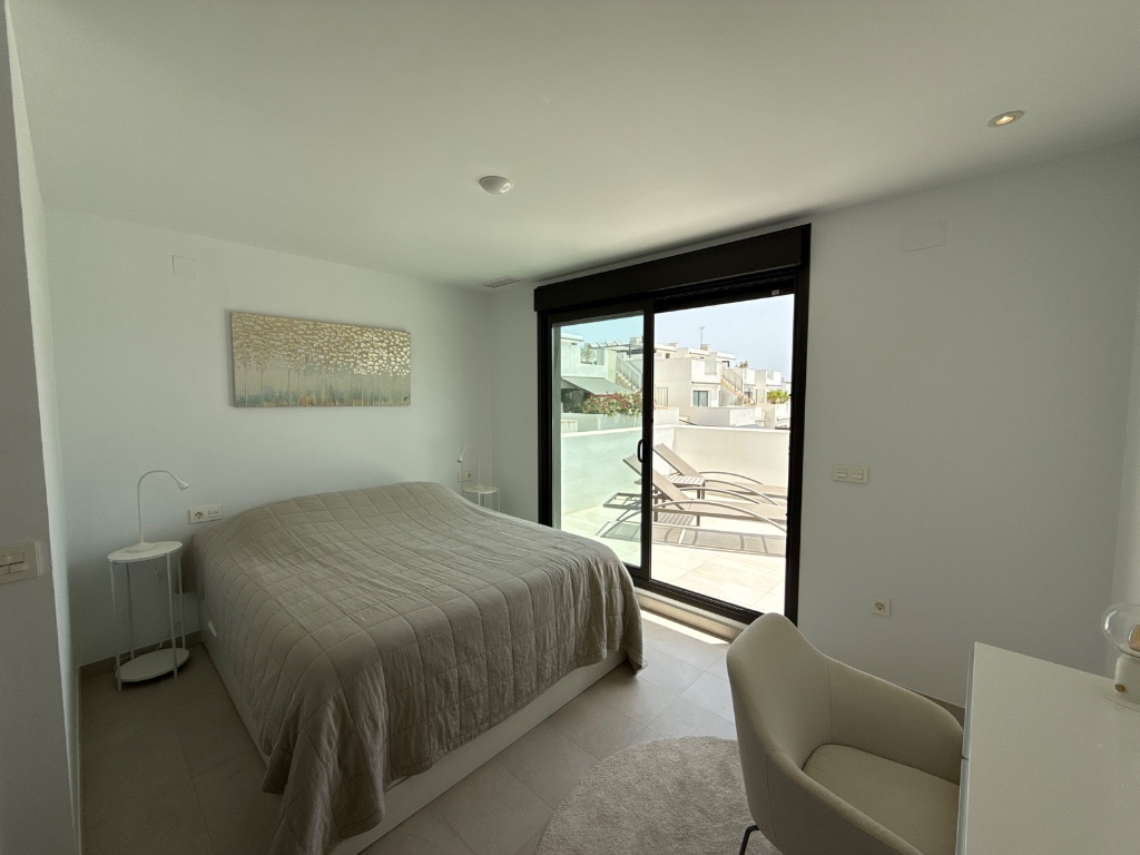 Apartment in Pilar de la Horadada, Alicante, Spain 3 bedrooms,  No. 145403