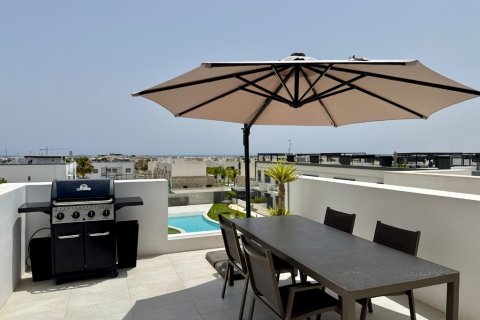 Apartament w Pilar de la Horadada, Alicante, Hiszpania 3 sypialnie,  nr 145403
