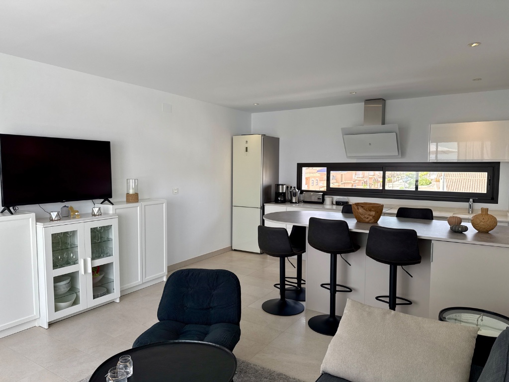 Apartment in Pilar de la Horadada, Alicante, Spain 3 bedrooms,  No. 145403