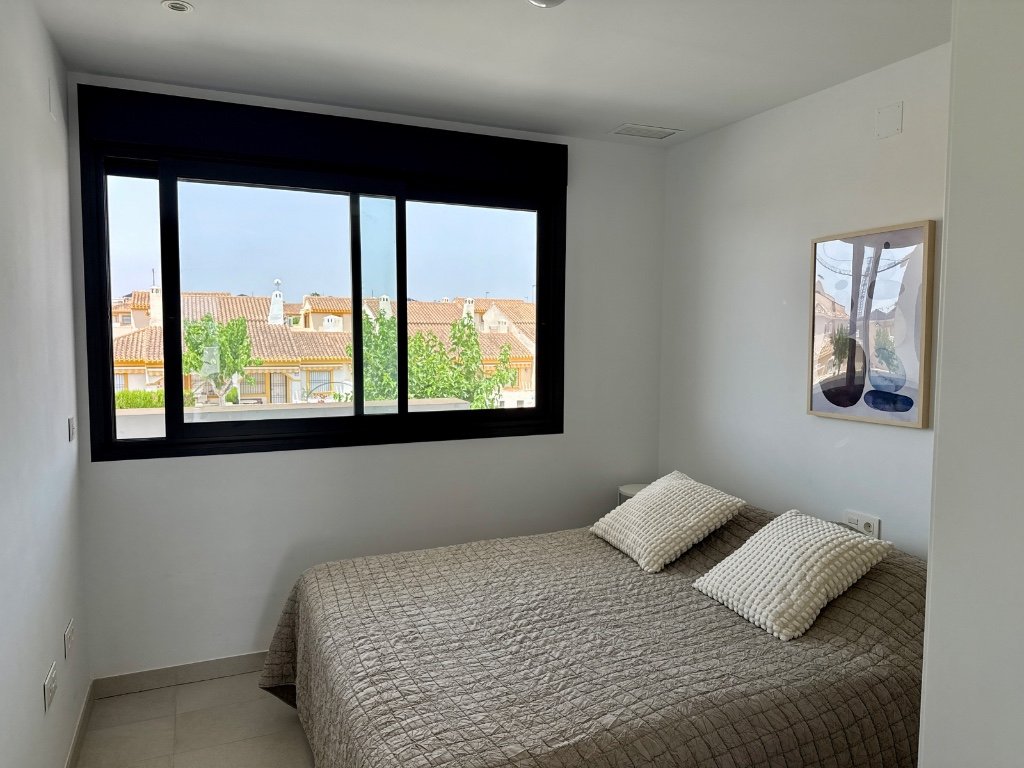 Apartment in Pilar de la Horadada, Alicante, Spain 3 bedrooms,  No. 145403