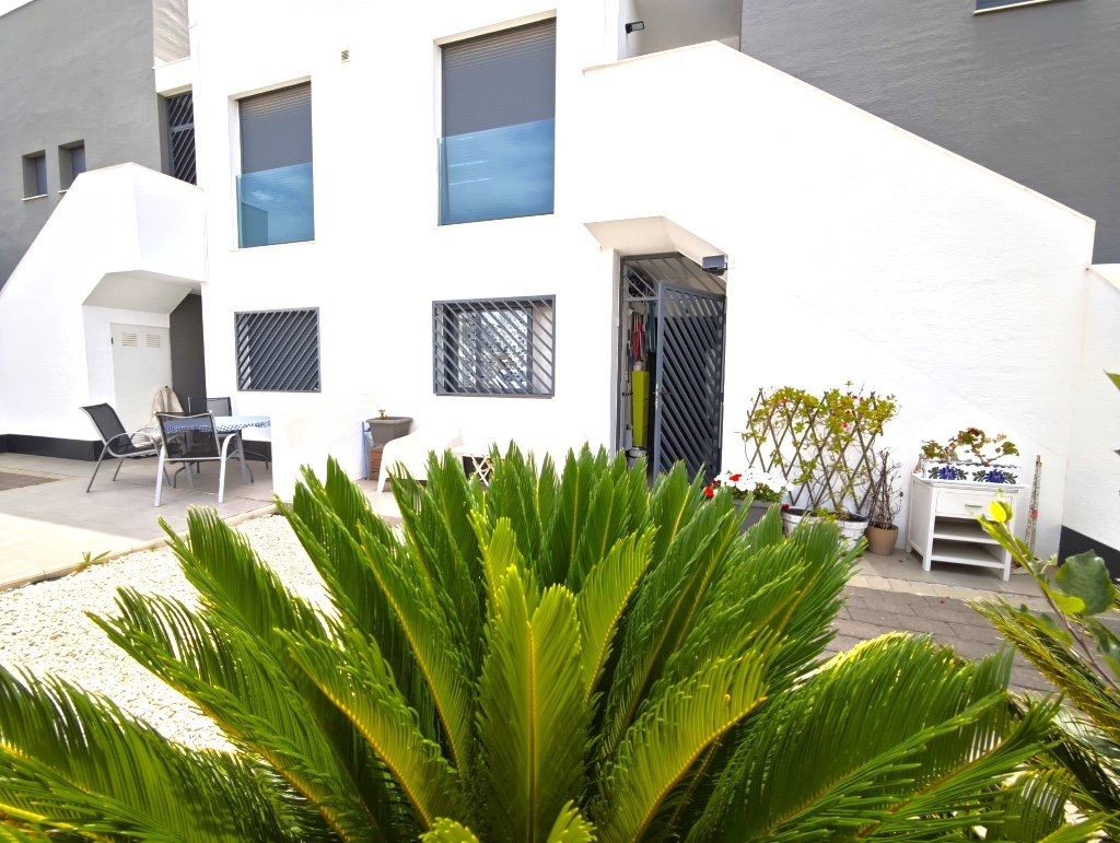 Apartment in Alicante, Spain 2 bedrooms, 73 sq.m. No. 145402
