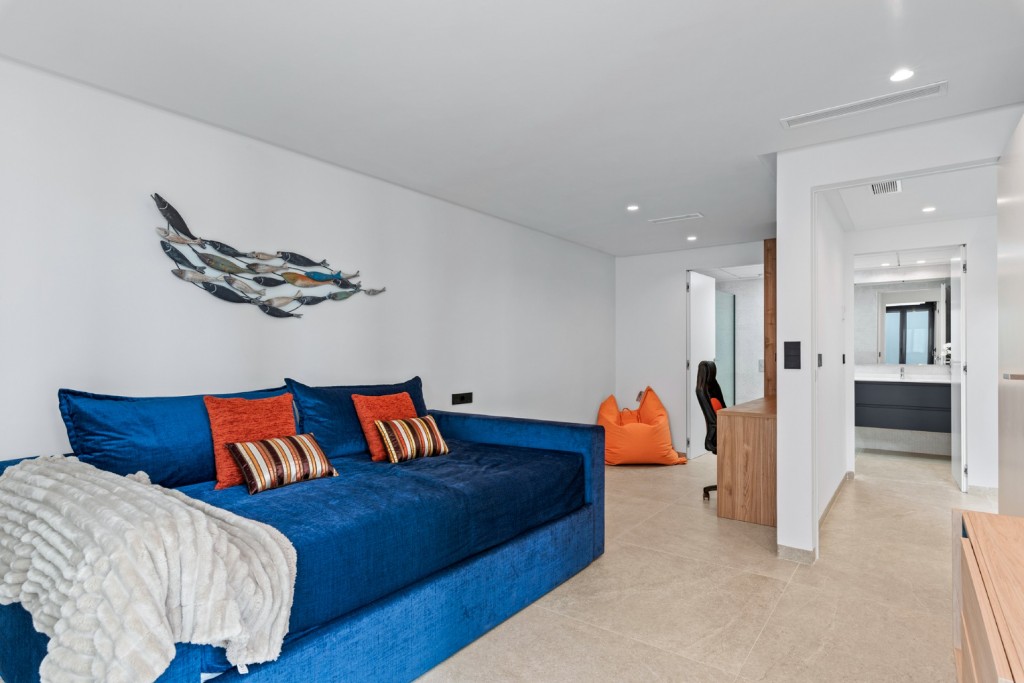 Villa in Alicante, Spanien 3 Schlafzimmer, 220 m2 Nr. 145400