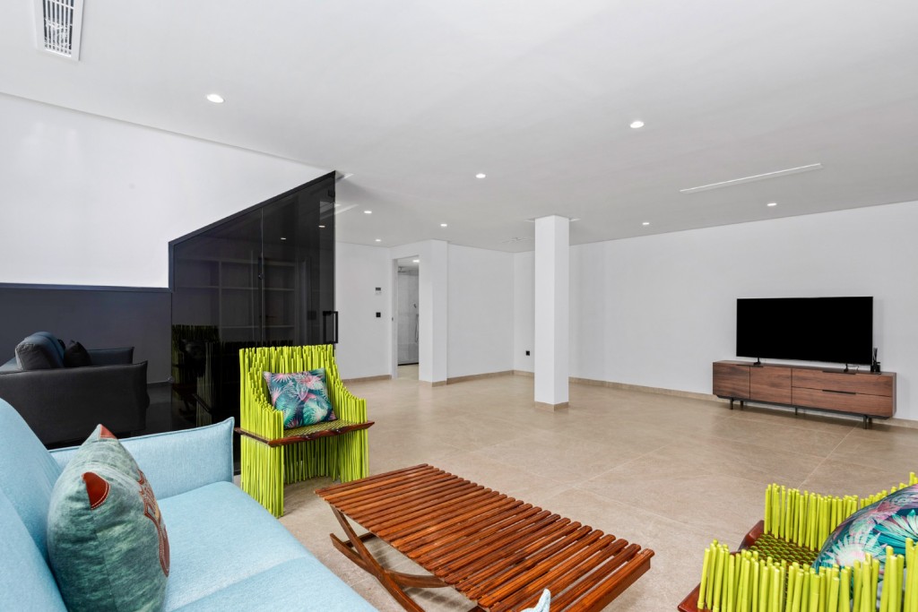 Villa in Alicante, Spanien 3 Schlafzimmer, 220 m2 Nr. 145400