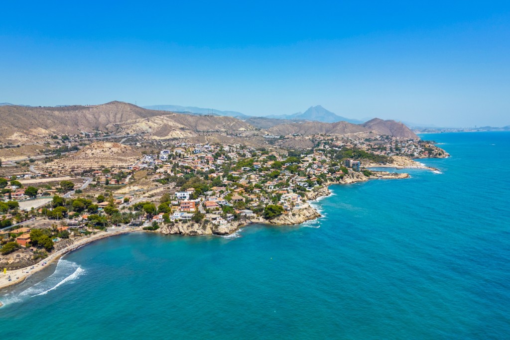 Villa in Alicante, Spanien 3 Schlafzimmer, 220 m2 Nr. 145400