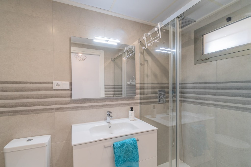 Apartamento en Villamartin, Alicante, España 2 dormitorios, 71 m2 No. 145405