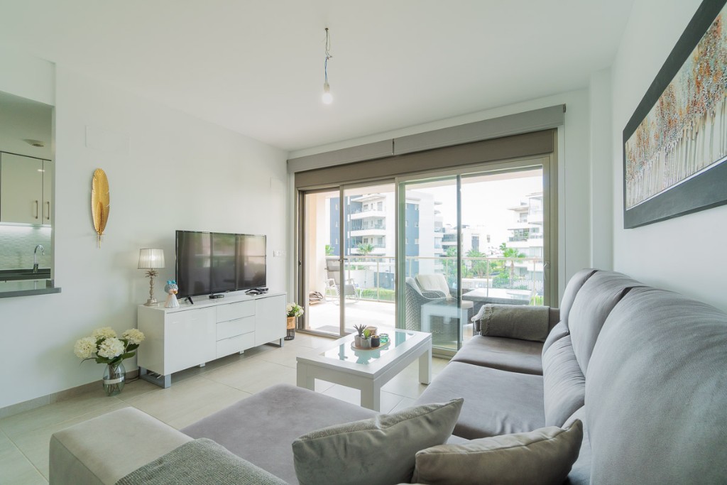 Apartamento en Villamartin, Alicante, España 2 dormitorios, 71 m2 No. 145405