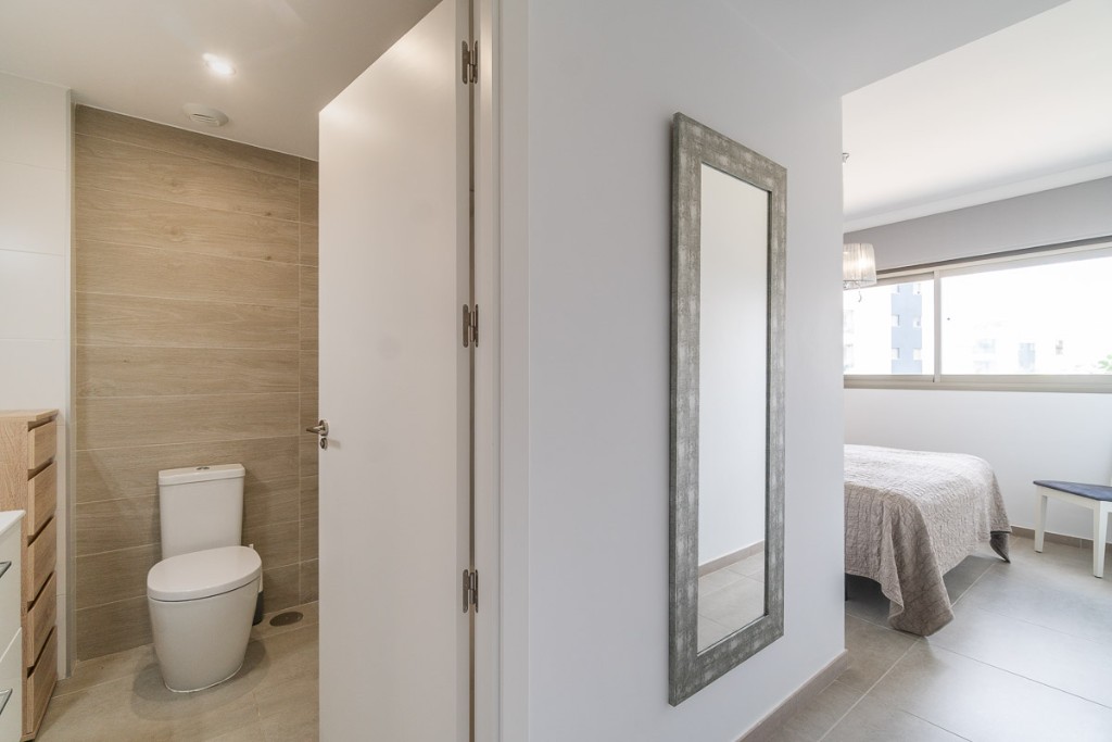 Apartamento en Villamartin, Alicante, España 2 dormitorios, 71 m2 No. 145405