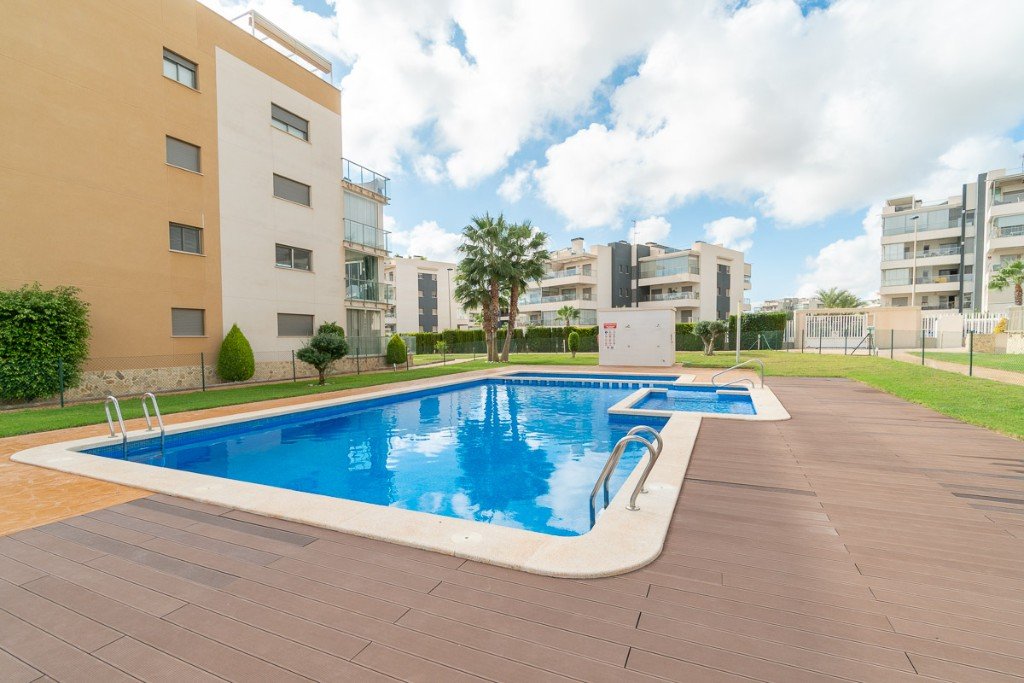 Apartamento en Villamartin, Alicante, España 2 dormitorios, 71 m2 No. 145405