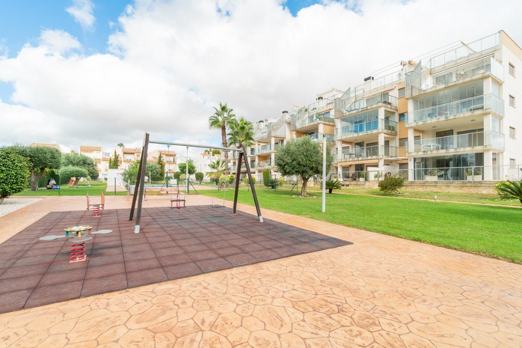 Apartamento en Villamartin, Alicante, España 2 dormitorios, 71 m2 No. 145405