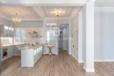 Apartament w Valencia, Hiszpania 3 sypialnie, 140 mkw. nr 157796