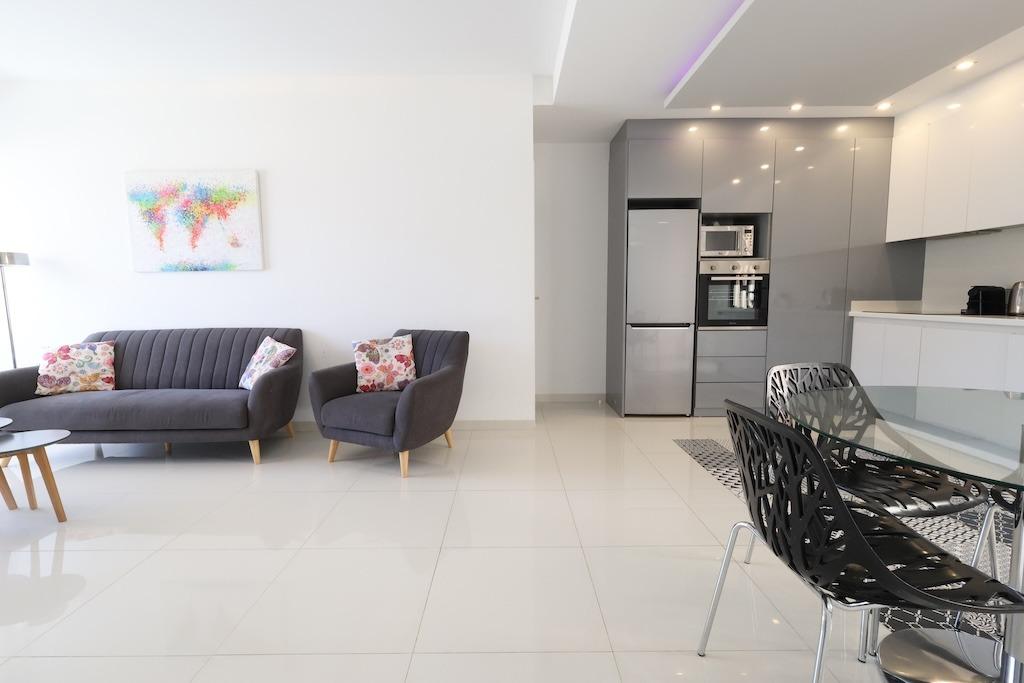 Apartment in Pilar de la Horadada, Alicante, Spain 2 bedrooms, 67 sq.m. No. 190189