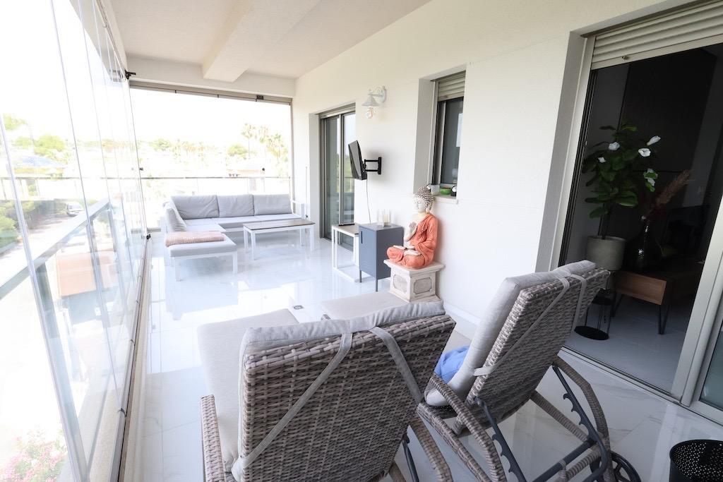 Apartment in Alicante, Spain 3 bedrooms, 105 sq.m. No. 190275