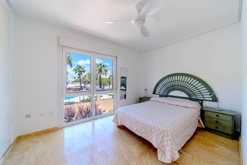 Сasa en Campoamor, Alicante, España 3 dormitorios, 177 m2 No. 177545