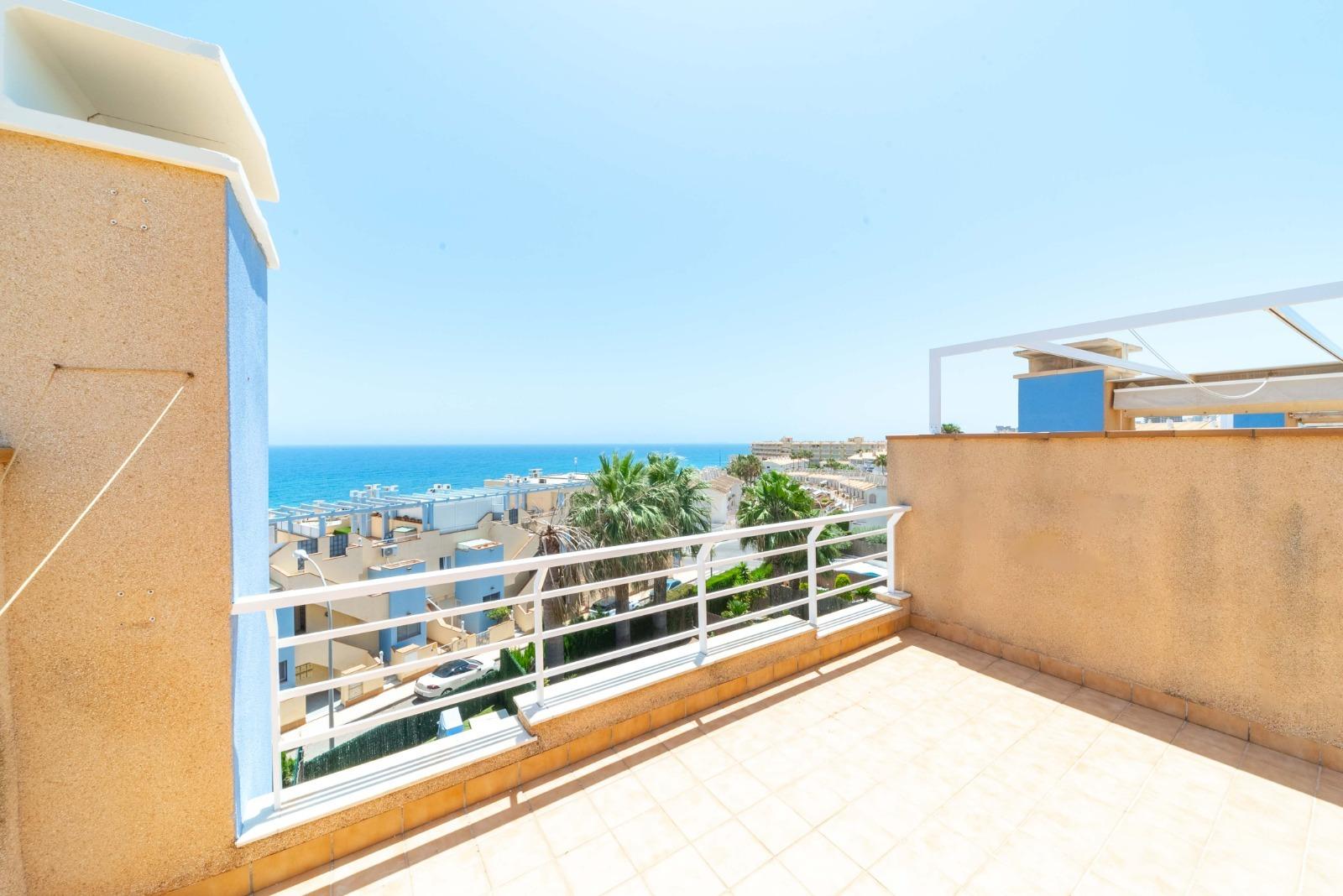 Сasa en Campoamor, Alicante, España 3 dormitorios, 177 m2 No. 177545